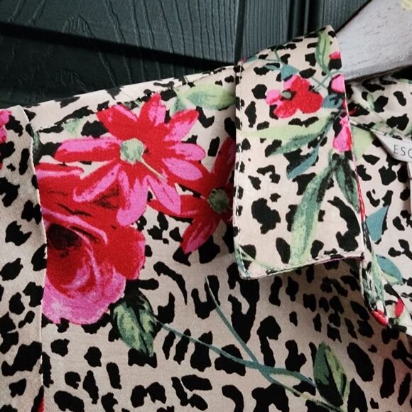 Esqualo Tiger Rose Blouse - Picture 6 of 12